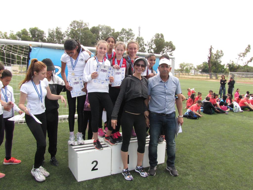 300 משתתפים באליפות האתלטיקה הקלה לבתי ספר יסודיים באשדוד