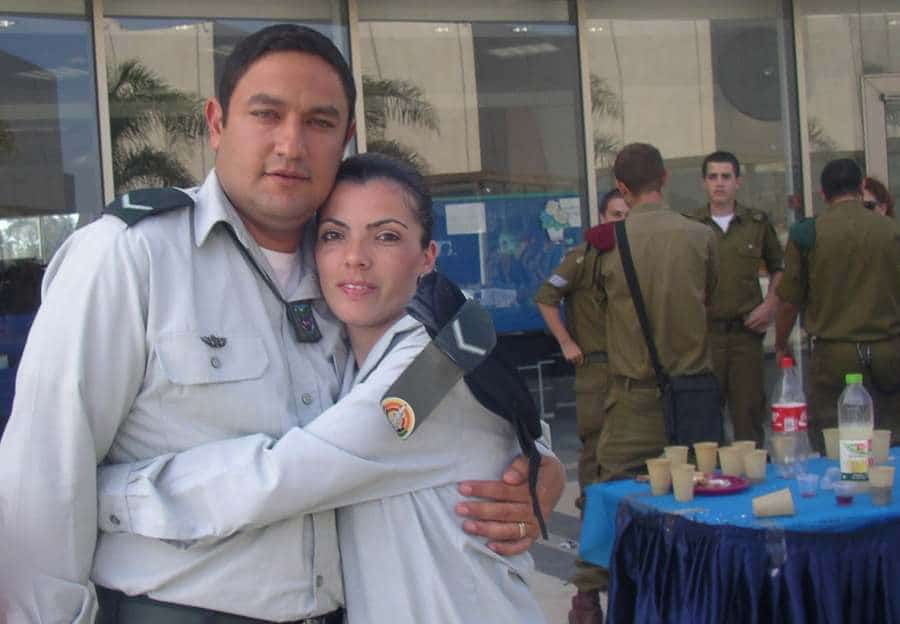 ה"אבא" של חיילי קרקל וה"אימא" של כוח אדם בפיקוד העורף נשואים באושר וגרים באשדוד