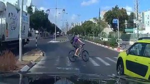 70766304932386640360no