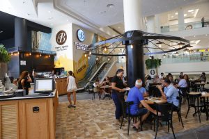 נפתח סניף של רשת בתי הקפה "בליקר בייקרי" בקניון סימול
