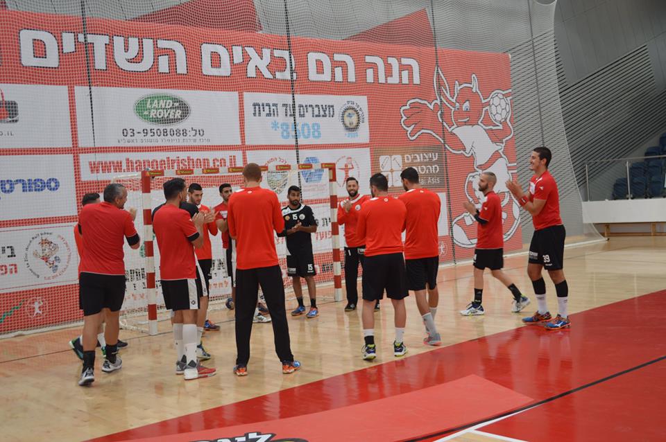 חוגגים ניצחון. אשדוד (צילום: באדיבות מני אלגריסי)