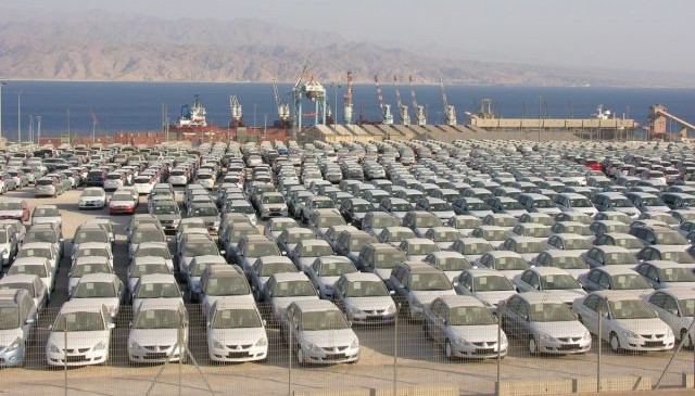 מחדל אדיר: מדוע אלפי מכוניות תקועות בנמל אשדוד ?