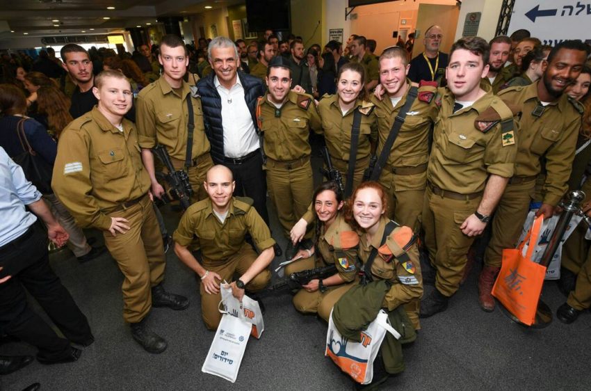 יום הסידורים המרוכז לחיילים בודדים ביוזמת ארגון נפש בנפש התקיים בבית החייל בתל אביב