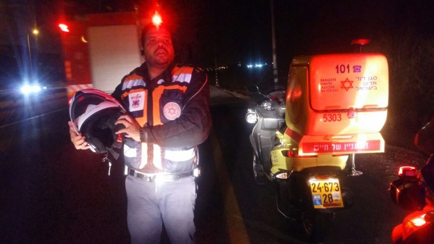 שלושה פצועים נלכדו ברכב לאחר תאונת דרכים באזור אשדוד