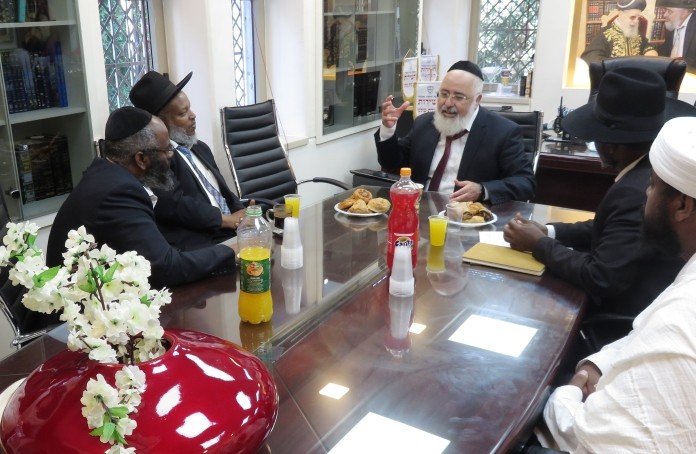 ביקור חשוב במועצה הדתית של רבה הראשי של יהודי אתיופיה