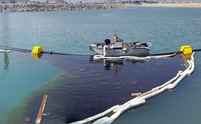שימו לב: התגלה זיהום ענק בחוף הים באשדוד