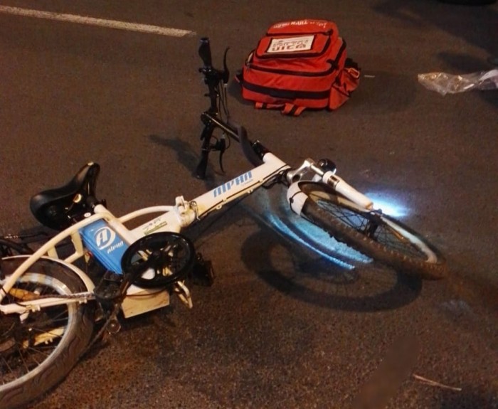 פציעת ראש קשה לנערה שרכבה על אופניים חשמליים בעקבות פגיעת רכב