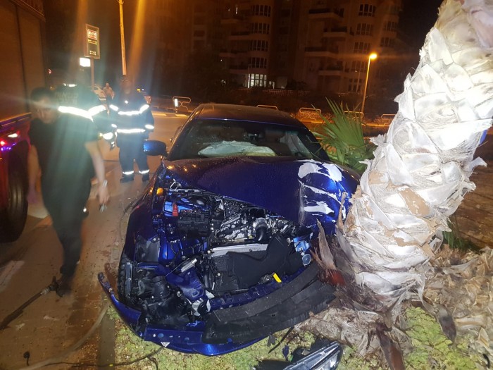רכב בשווי מיליון שקלים הושבת בתאונה עצמית באשדוד