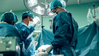 צוות מנתחים